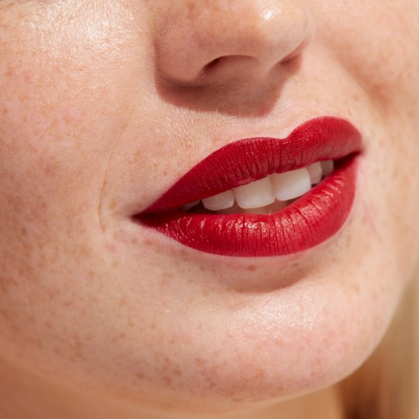 Liquid Matte Lips - 009 The Red
